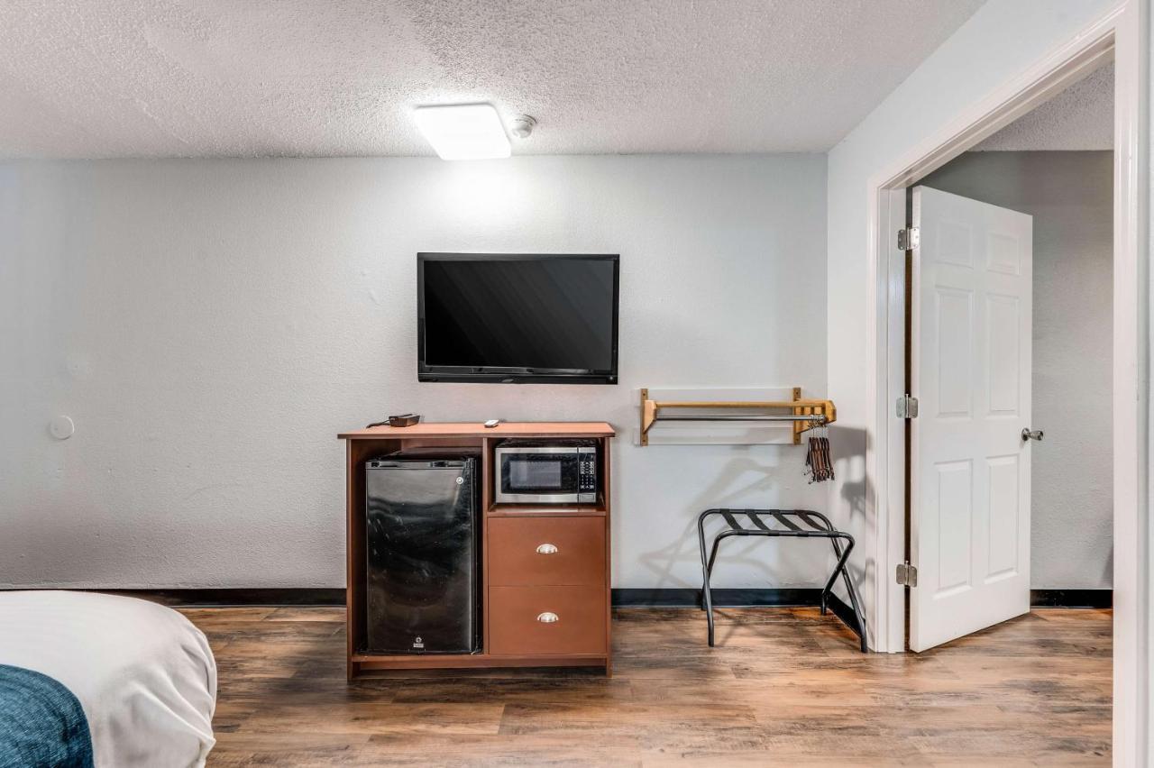Motel 6-Tupelo, Ms - Downtown ภายนอก รูปภาพ